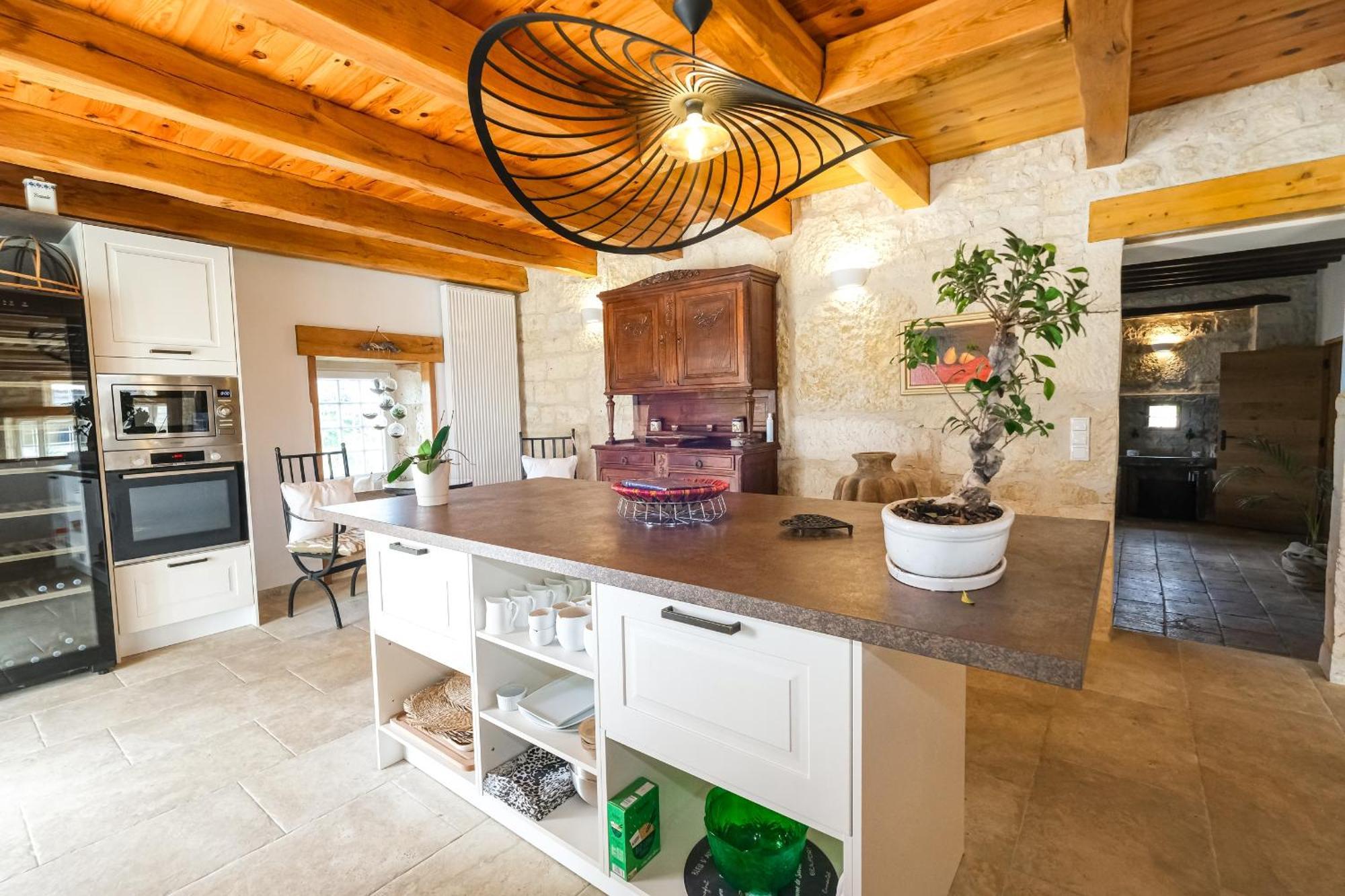 Villa Thun - Piscine - Maison De Caractere Au Milieu Des Vignes La Celle-sous-Gouzon Kültér fotó